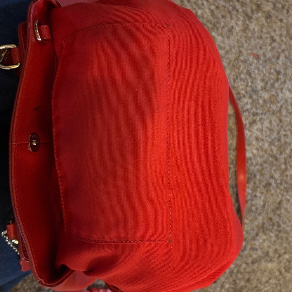 Coach Red Leather Women's Bag - Picture 4 of 8
